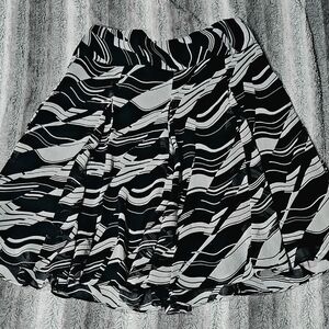 Apostrophe Black and White Skirt Size 12